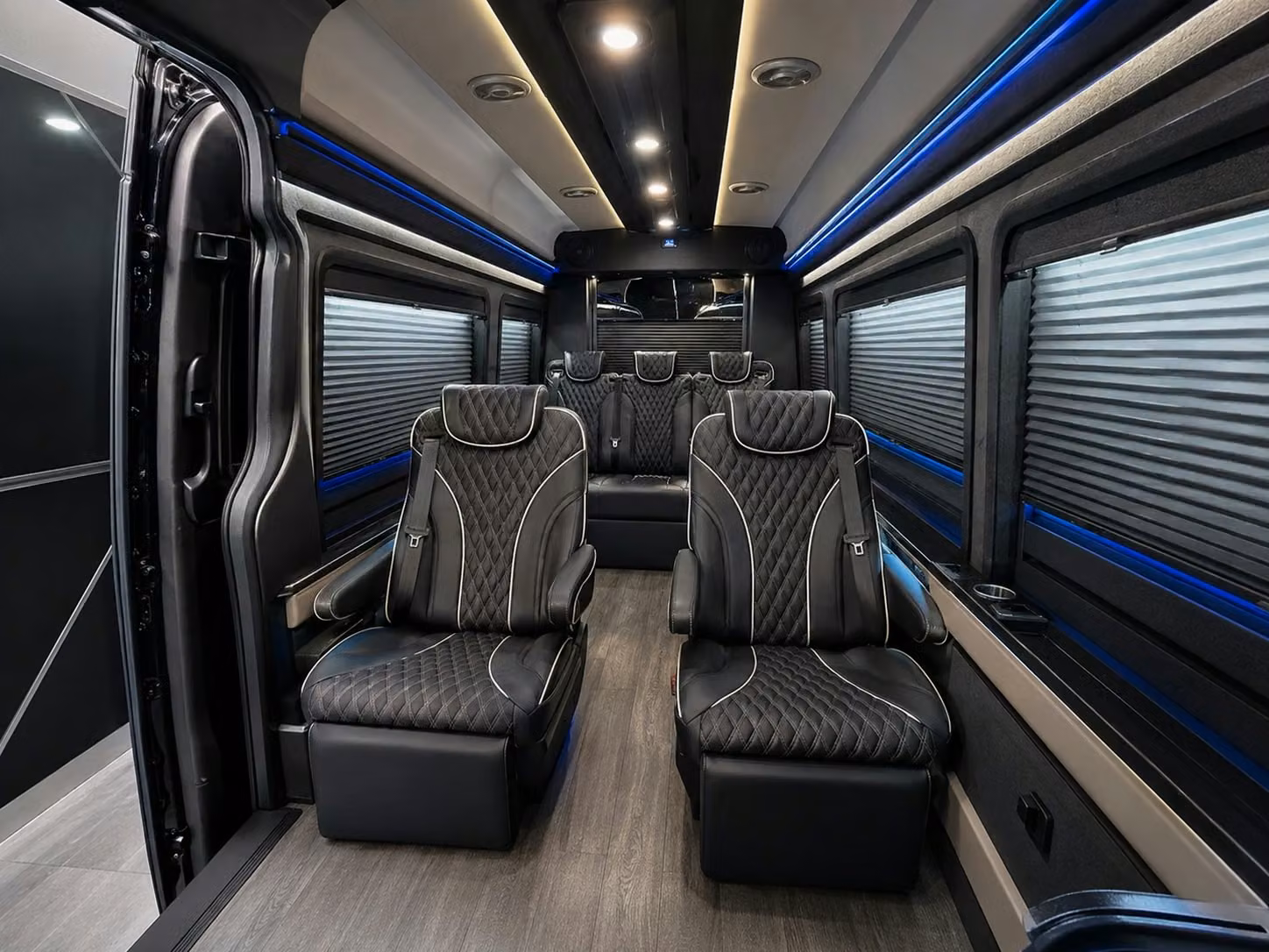 charterbusarlington com is the smarter way to book hotel to airport shuttles in arlington