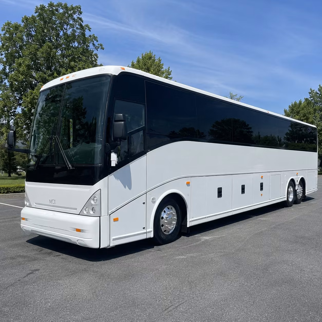 dfw airport shuttle bus rentals for arlington groups of every size