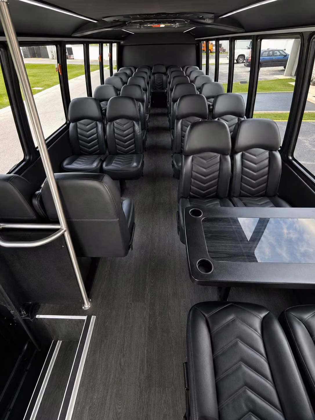 minibus rentals for smaller arlington prom groups