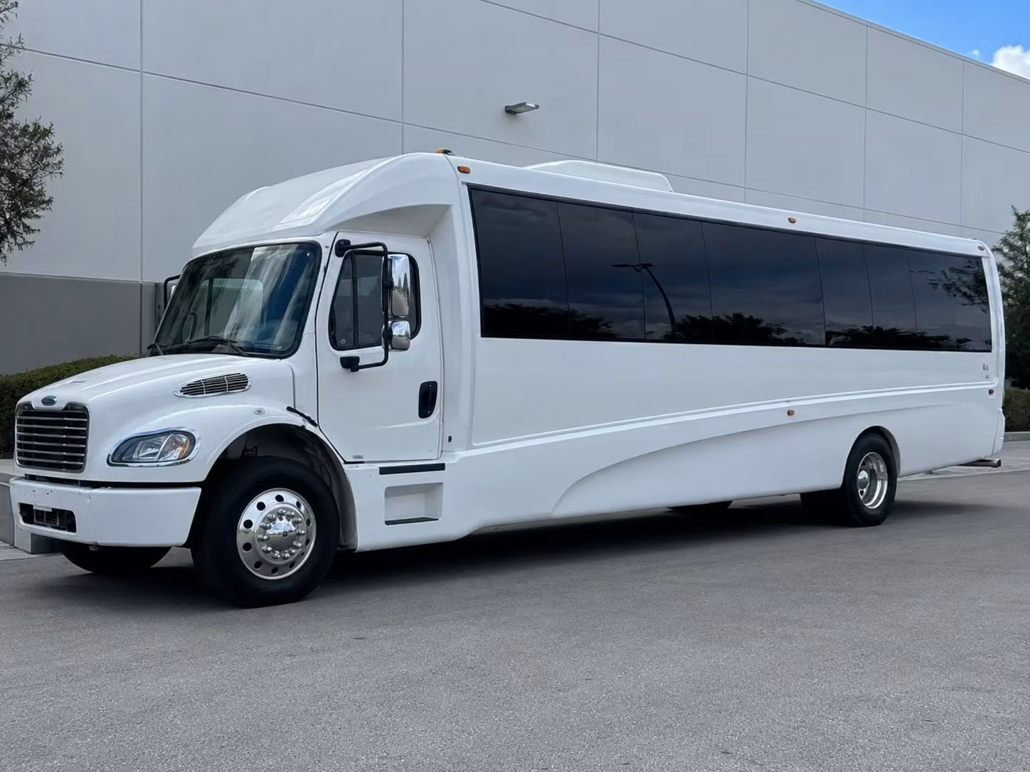 party buses for arlington prom groups who want the full experience